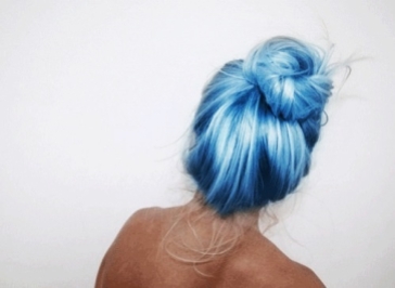bleu-blue-blue-hair-bun-Favim.com-1991439